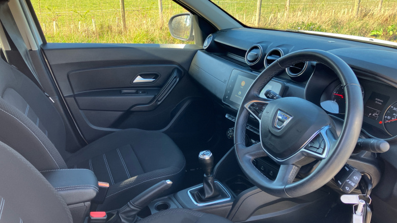 Dacia Duster 1.0 TCe 100 Comfort 5dr Bi Fuel Estate